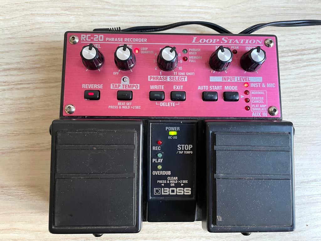 A vintage BOSS RC-20