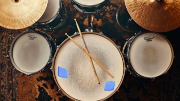 The dead snare: for hip hop, dance, electro, and all kinds of retro sounds