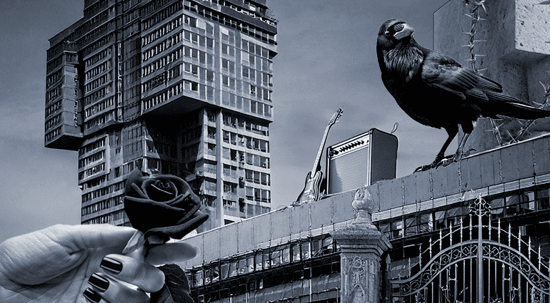 Een surrealistische gothic-geïnspireerde digitale collage met een duister, modernistisch gebouw, een zwarte roos, een raaf, een gitaarversterker en een mysterieuze hand met zwarte nagels die de roos vasthoudt.