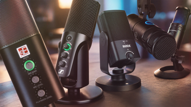 Een selectie USB-microfoons voor beginners, waaronder modellen van RØDE, Sennheiser, Audio-Technica en sE Electronics, geschikt voor podcasts, streaming, gaming en thuisopnames.